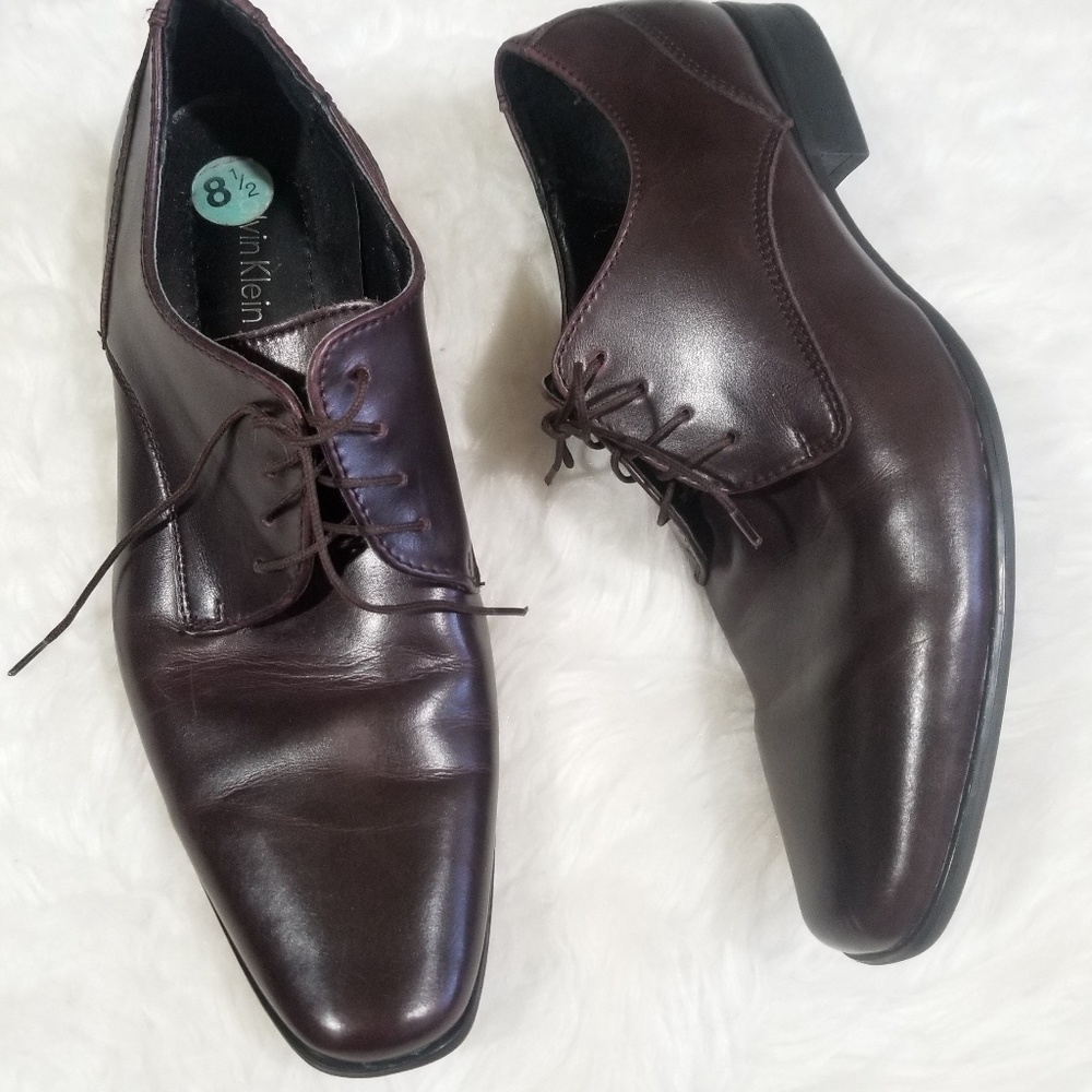 Calvin Klein mens brown oxford dress shoes. 8.5 - Picture 2 of 7